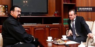 Стивен Сигал и губернатор Краснодарского края Вениамин Кондратьев