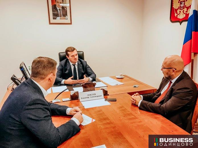 Министр строительного комплекса Московской области Владимир Локтев Министр строительного комплекса Московской области Владимир Локтев