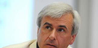 Экс-министр транспорта и первый зампред думского комитета по госстроительству и законодательству Вячеслав Лысаков