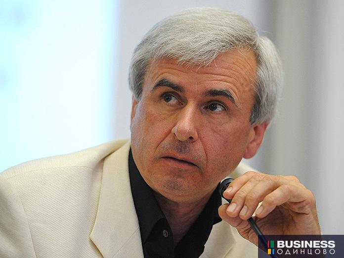 Экс-министр транспорта и первый зампред думского комитета по госстроительству и законодательству Вячеслав Лысаков Экс-министр транспорта и первый зампред думского комитета по госстроительству и законодательству Вячеслав Лысаков