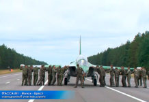 Белорусские войска на трассе М-1 (граница с Россией)