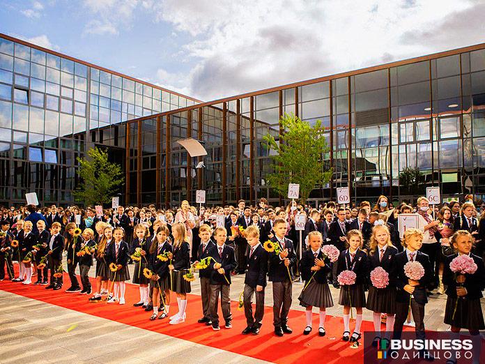 Не хуже Хогвартса: самые дорогие школы Москвы - Рамблер/новости