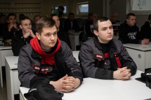 студентов колледжей и техникумов Западного округа Московской области