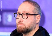 Антон Горелкин, Первый заместитель председателя комитета Государственной Думы по информационной политике, информационным технологиям и связи. Председатель правления РОЦИТ, старейшей общественной организации Рунета
