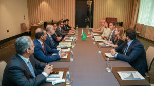 Министр промышленности Саудовской Аравии провёл переговоры с ведущими российскими компаниями о сотрудничестве в промышленной и горнодобывающей сферах.